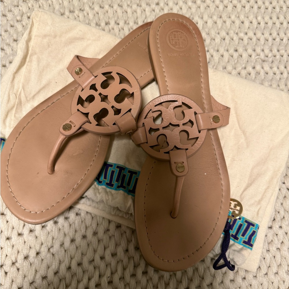 Tory Burch Women's Beige Sandals